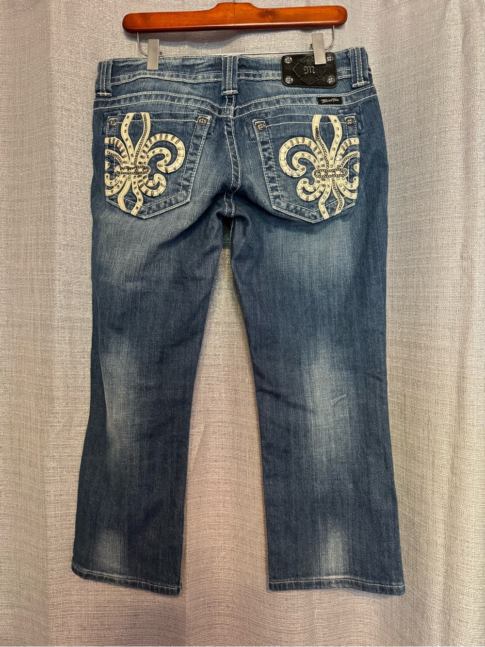 Miss Me Cropped Vintage Jeans